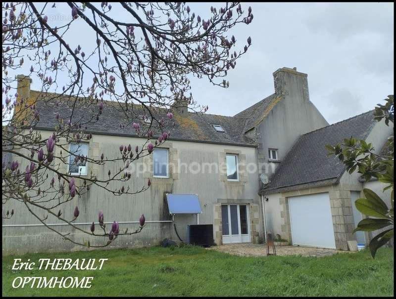 Maison à PLOUGONVEN