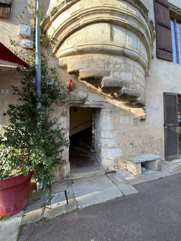 Entrée de l&#039;immeuble - Appartement à SAINT-GENGOUX-LE-NATIONAL