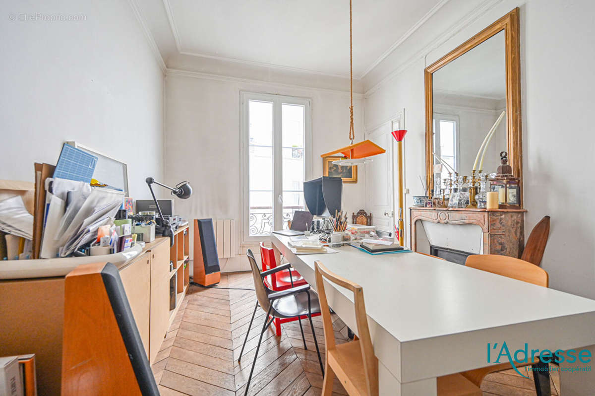 Appartement à PARIS-11E