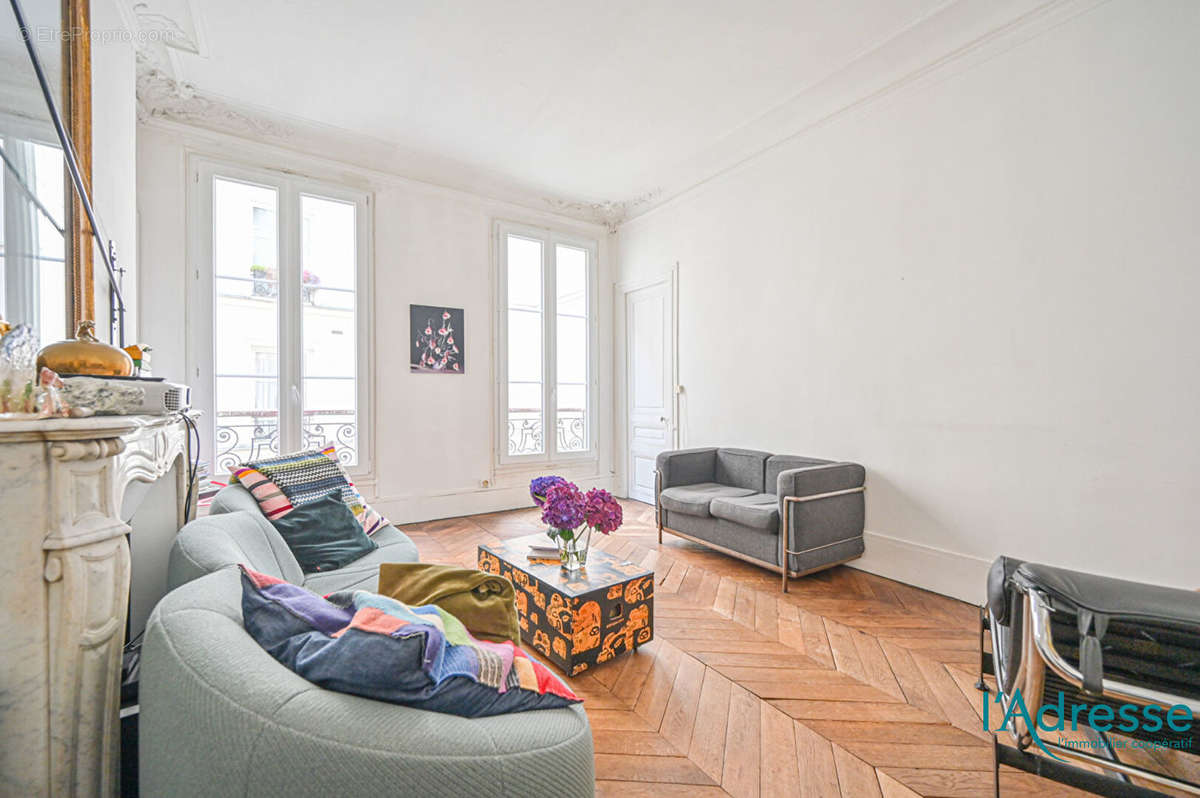 Appartement à PARIS-11E