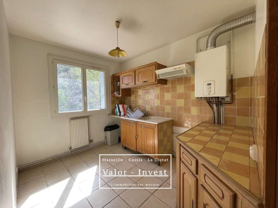 Appartement à MARSEILLE-9E