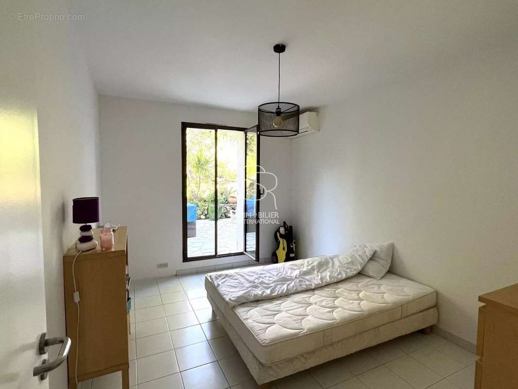 Appartement à VILLENEUVE-LOUBET