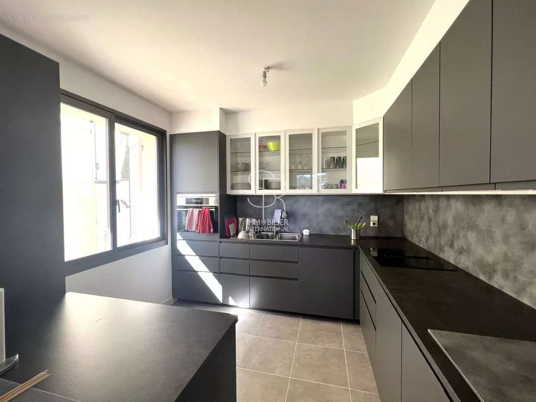 Appartement à VILLENEUVE-LOUBET