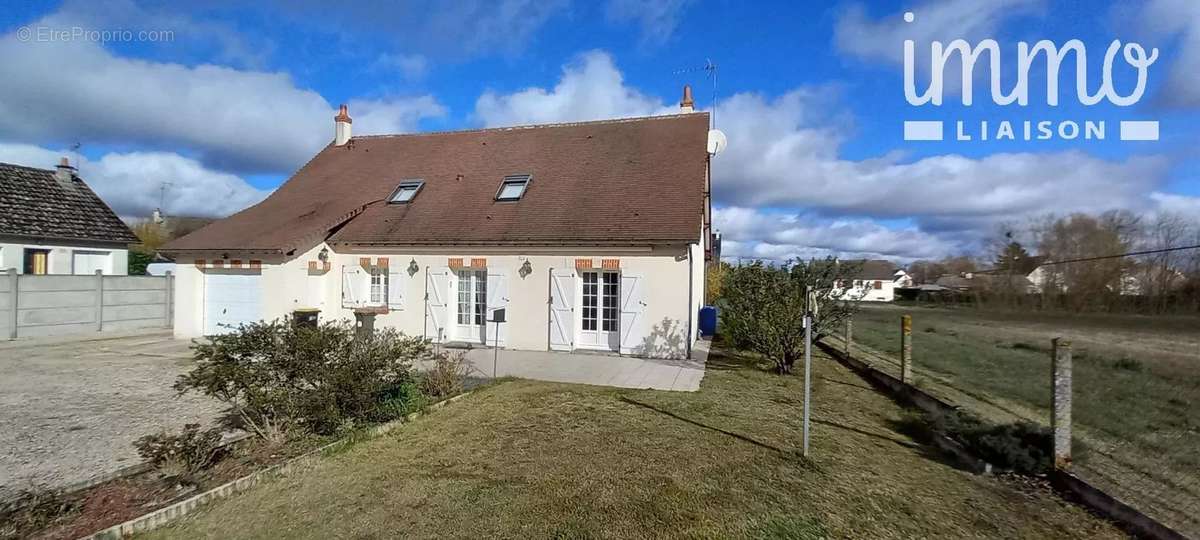 Maison à VINEUIL