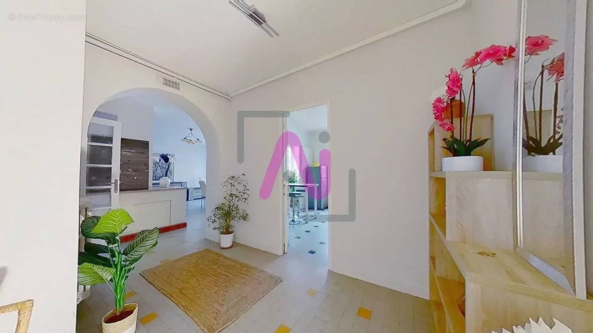 Appartement à HYERES