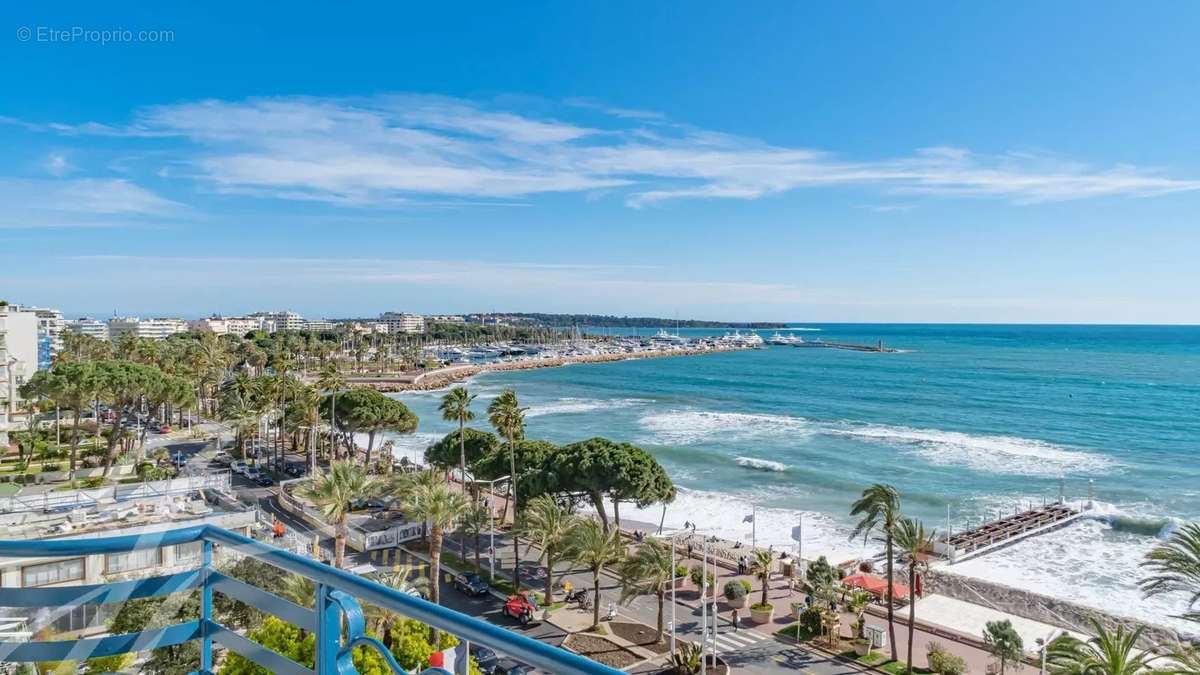 Appartement à CANNES