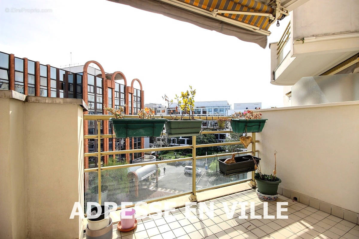 Appartement à LEVALLOIS-PERRET