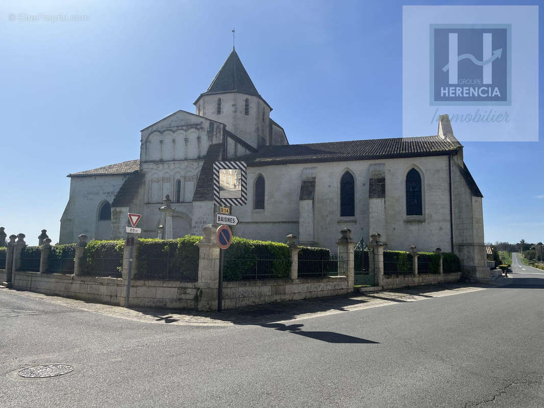 Maison à REIGNAC