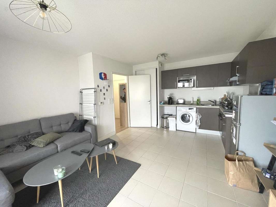 Appartement à VILLENAVE-D&#039;ORNON