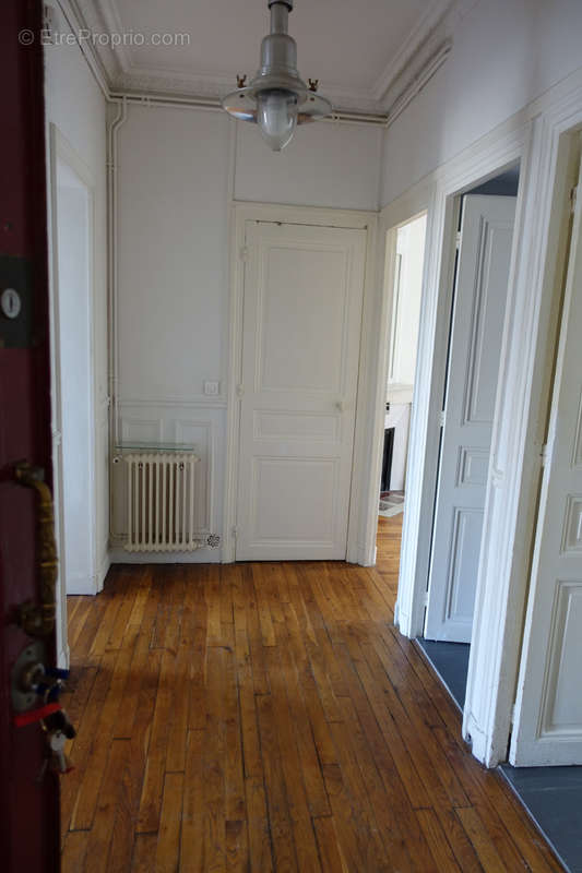 Appartement à PARIS-12E