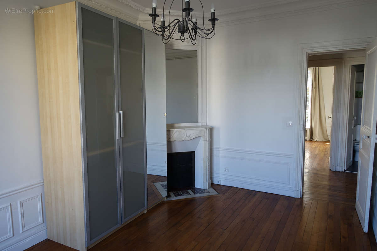 Appartement à PARIS-12E