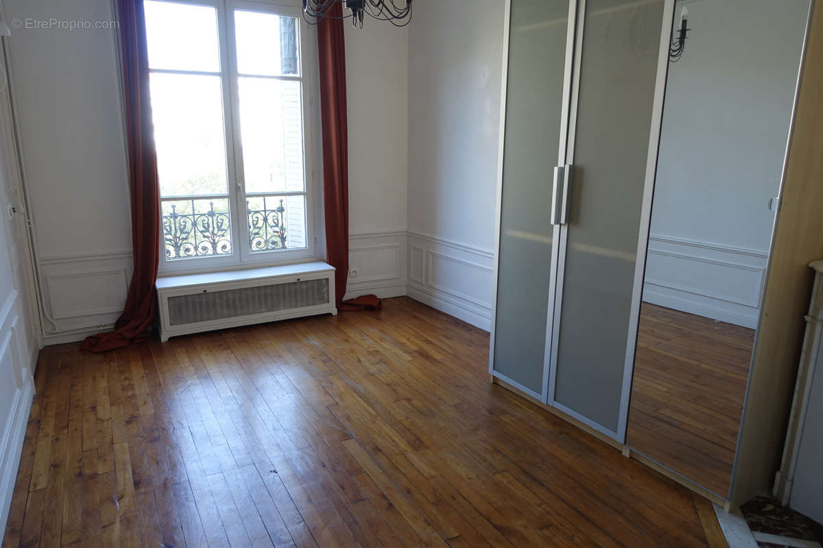 Appartement à PARIS-12E