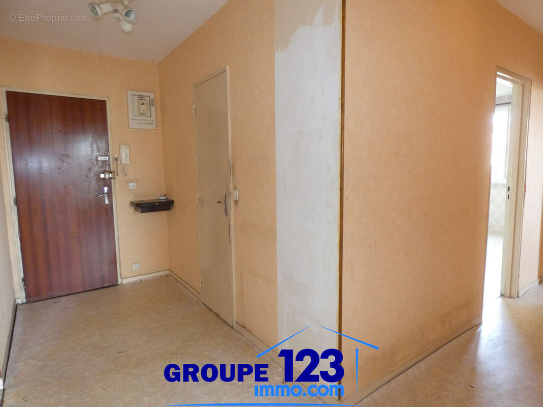 Appartement à MIGENNES