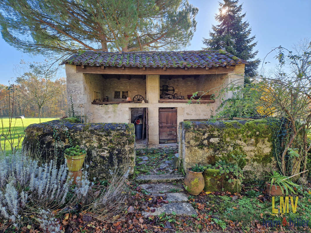 Maison à RAUZAN