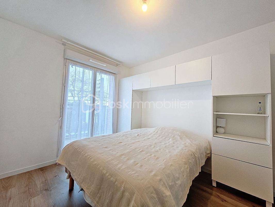 Appartement à LE BLANC-MESNIL