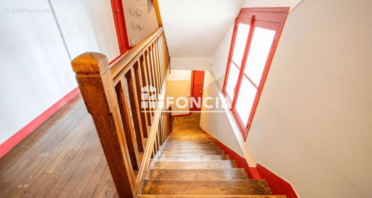 Appartement à COLOMBES