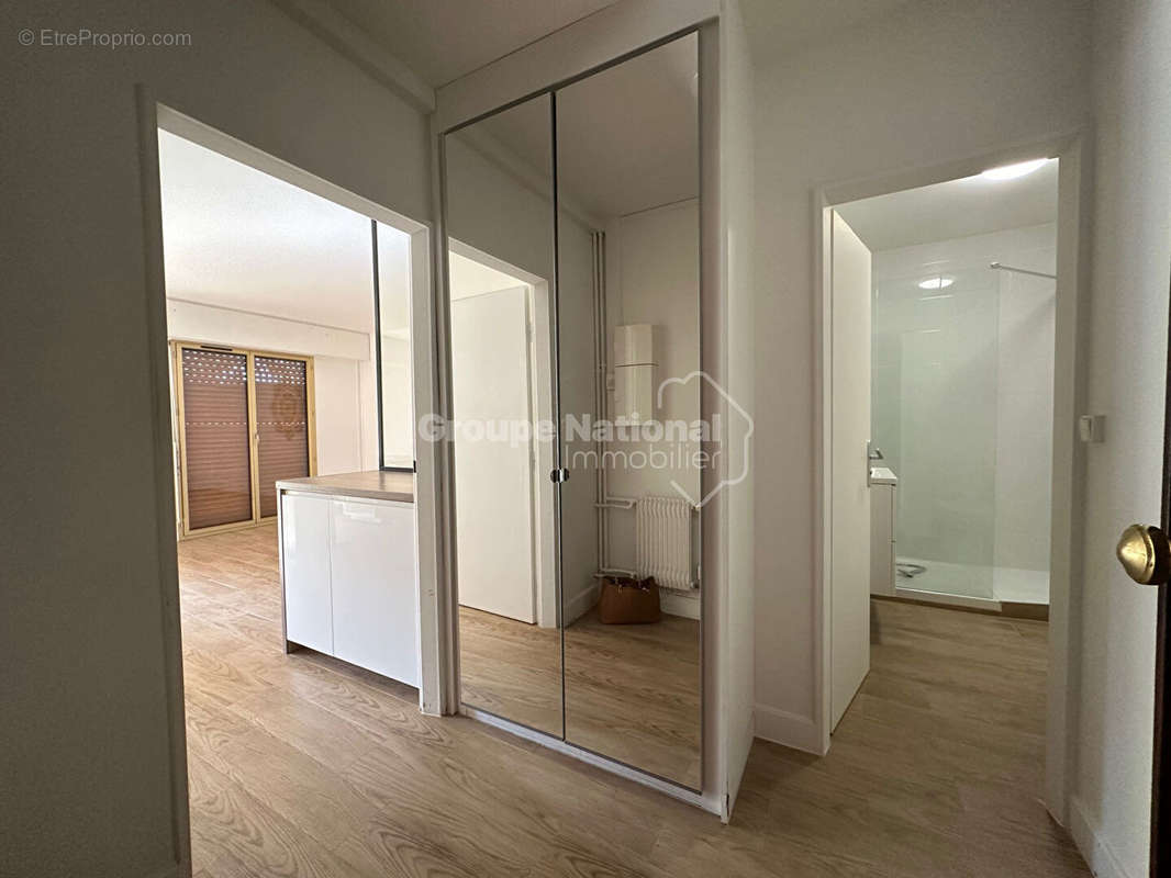 Appartement à VERSAILLES