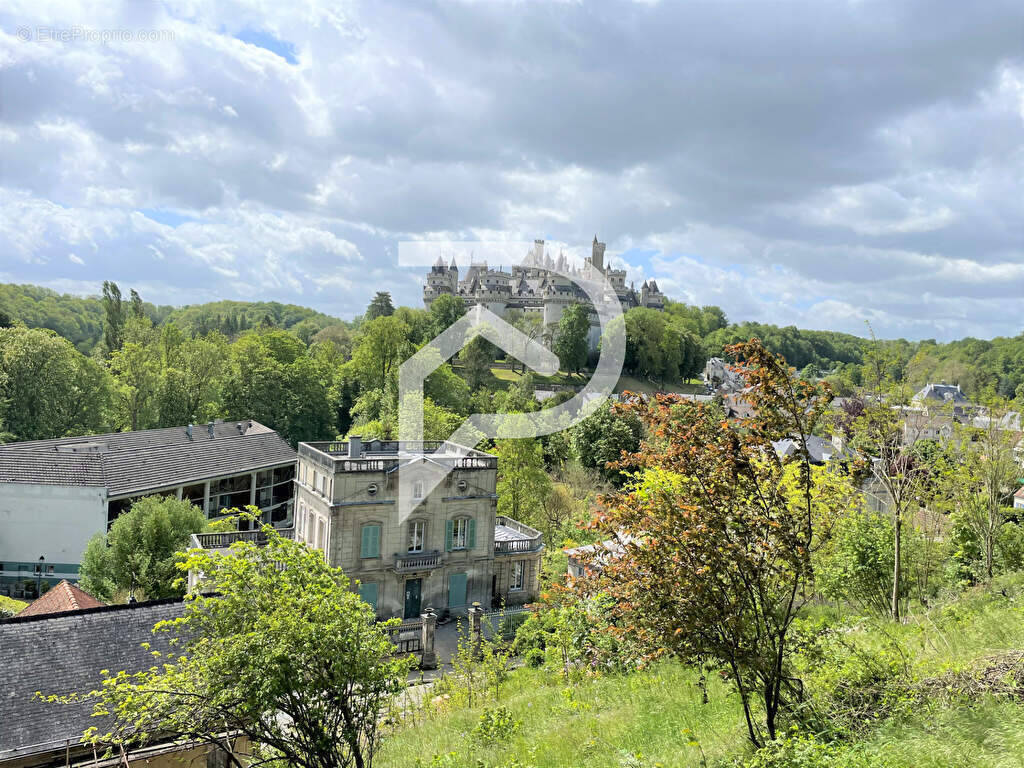 Appartement à PIERREFONDS