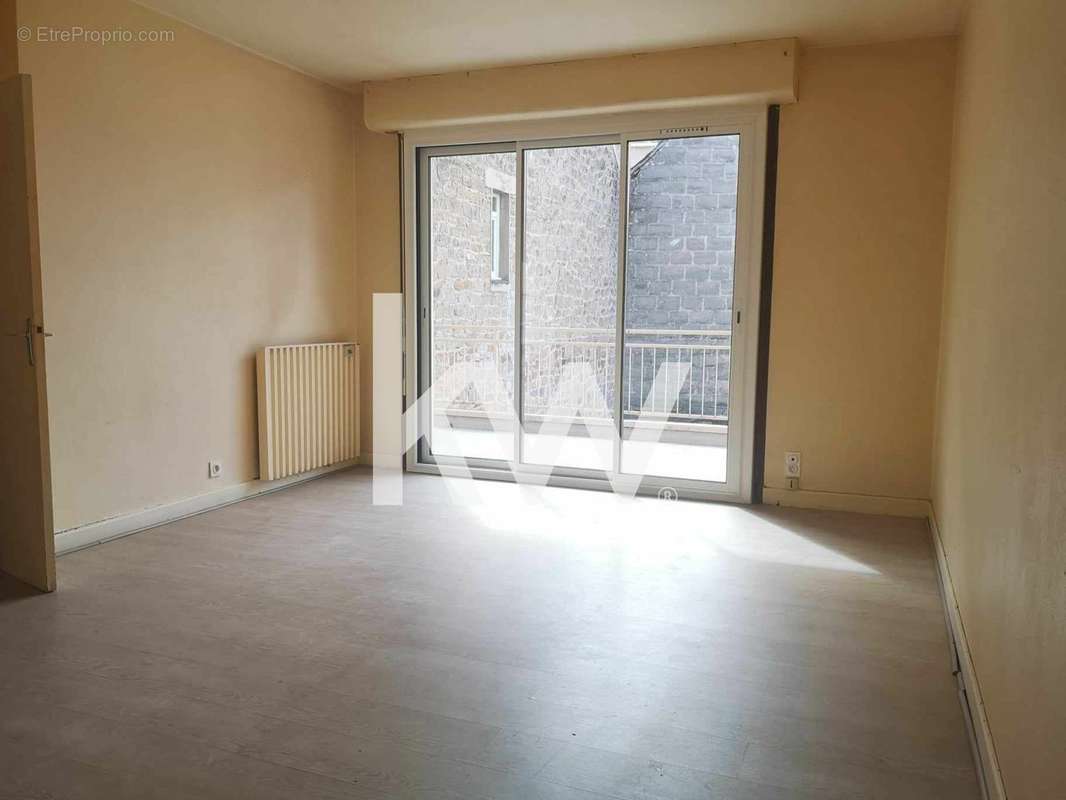 Appartement à BRIVE-LA-GAILLARDE