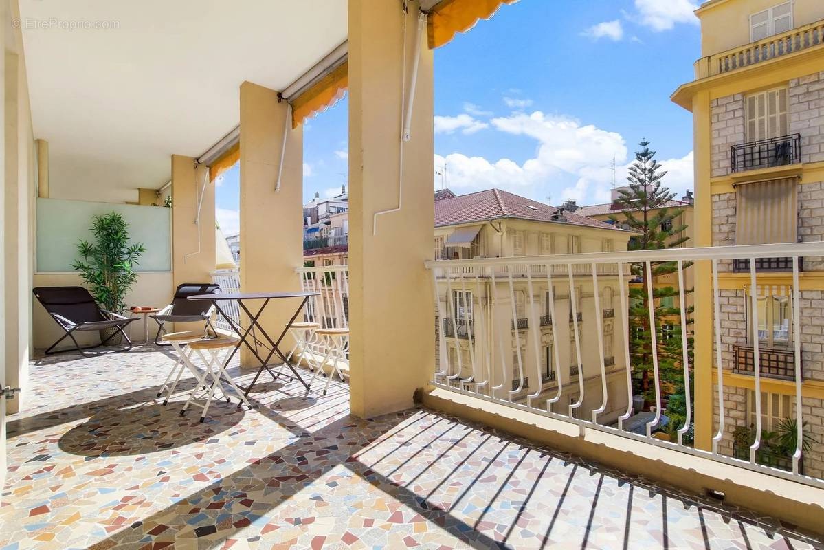 Appartement à NICE