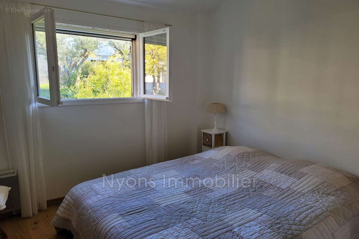 Appartement à NYONS