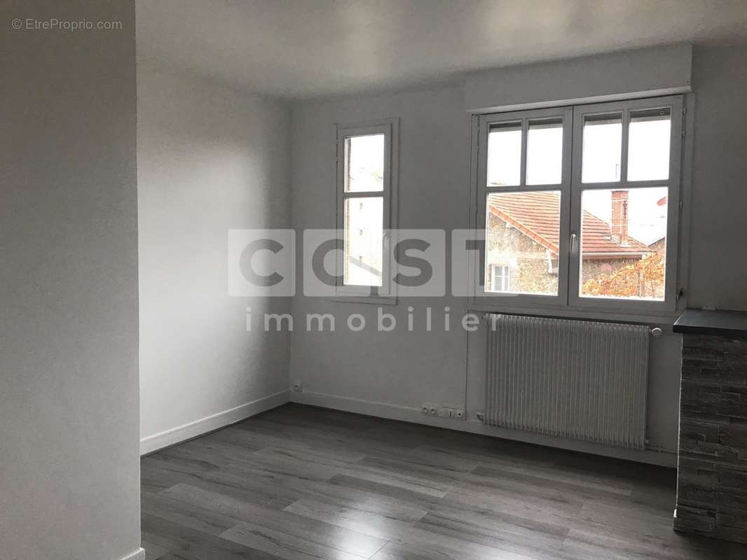 Appartement à COLOMBES