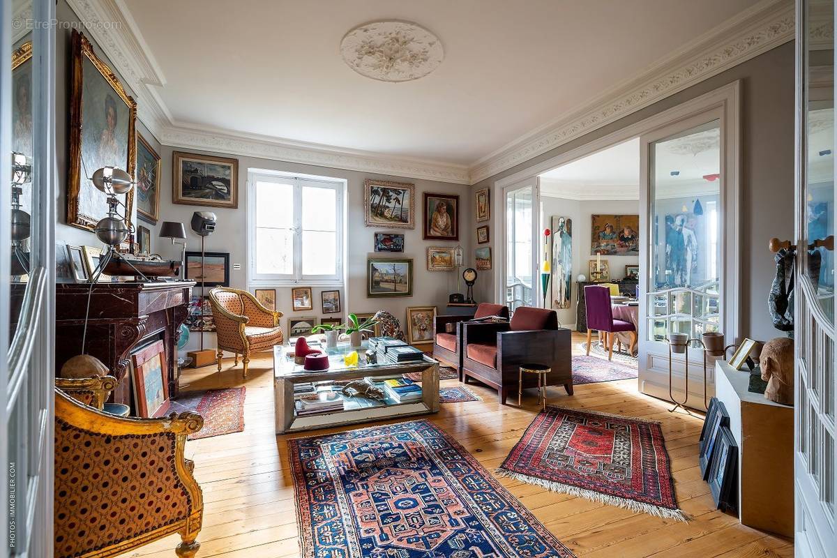 Appartement à BORDEAUX