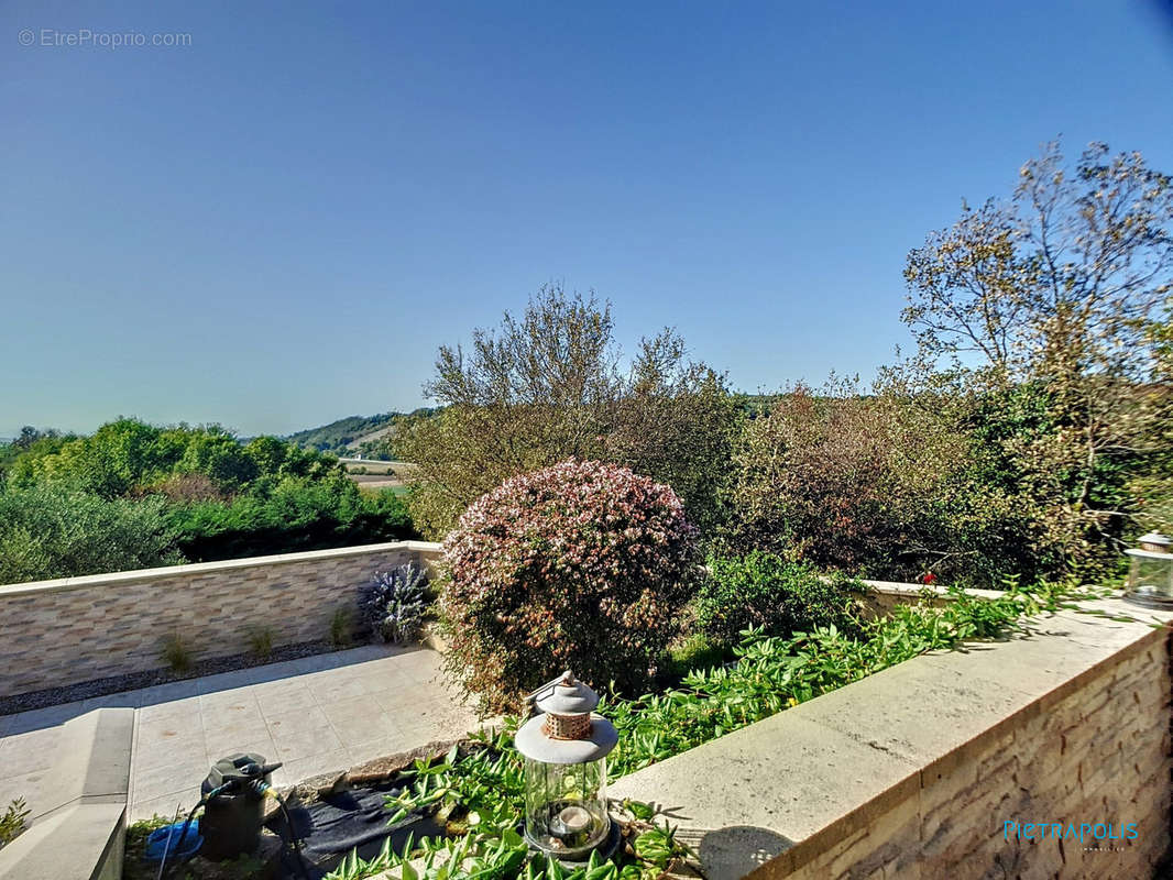 Les terrasses - Maison à BOURGOIN-JALLIEU