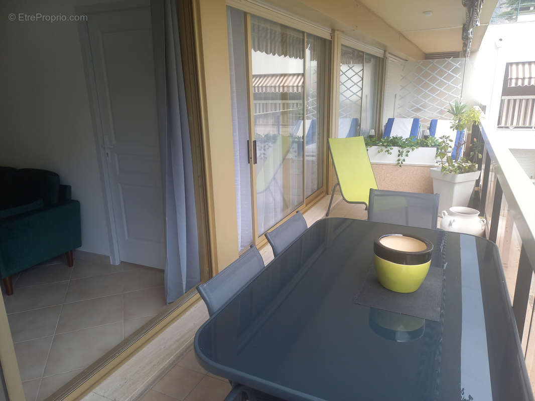 Appartement à MENTON