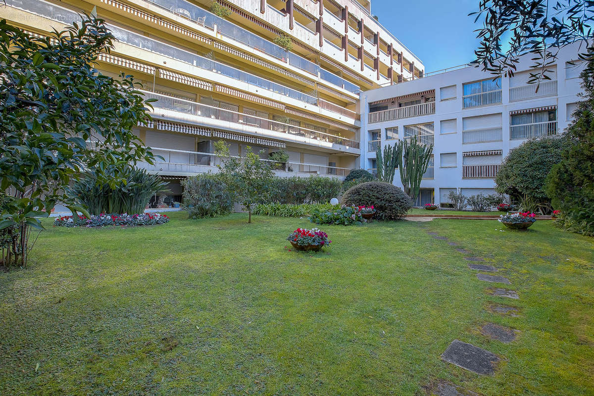 Appartement à MENTON