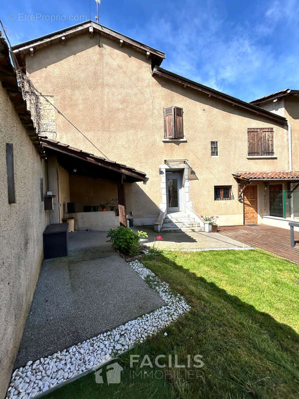 Maison à HEYRIEUX