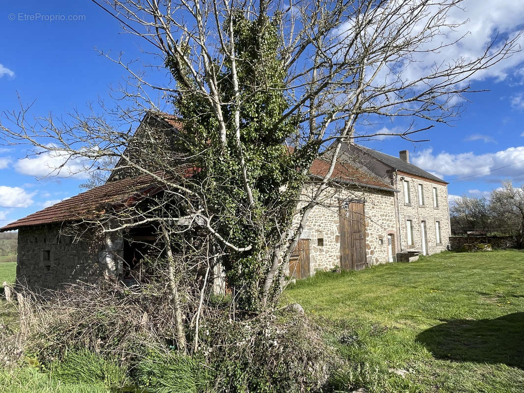 Maison à MARCILLAT-EN-COMBRAILLE