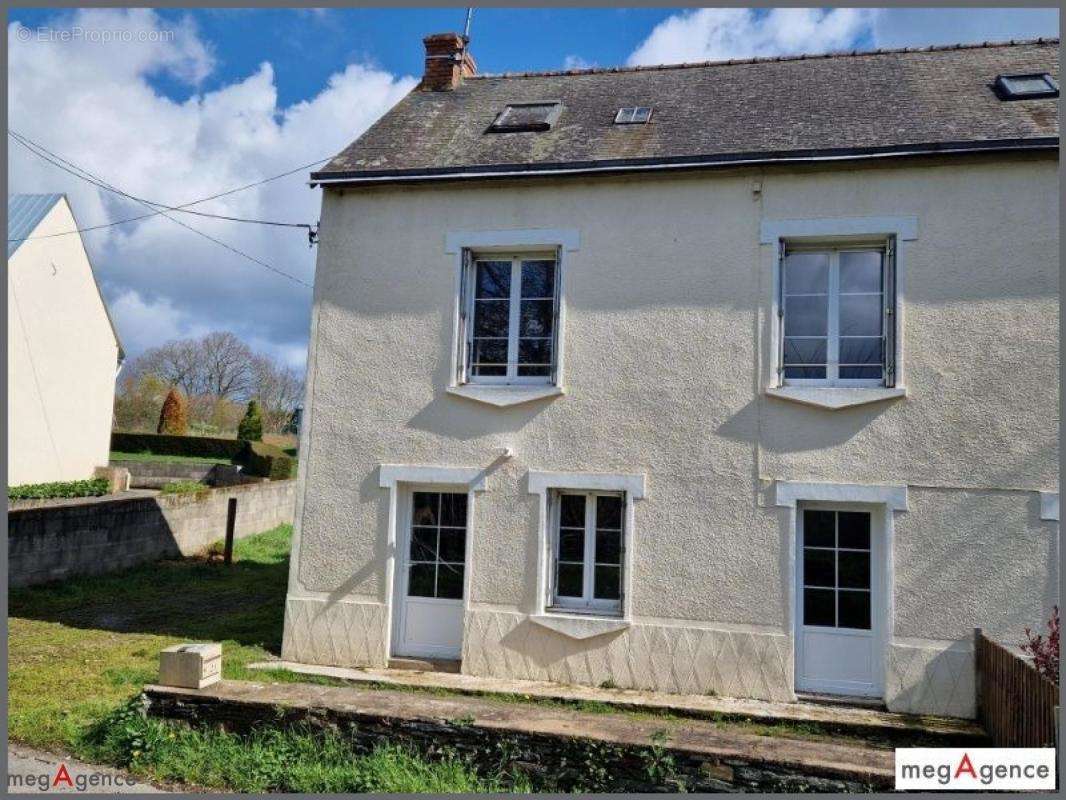 Maison à LA CHAPELLE-DE-BRAIN