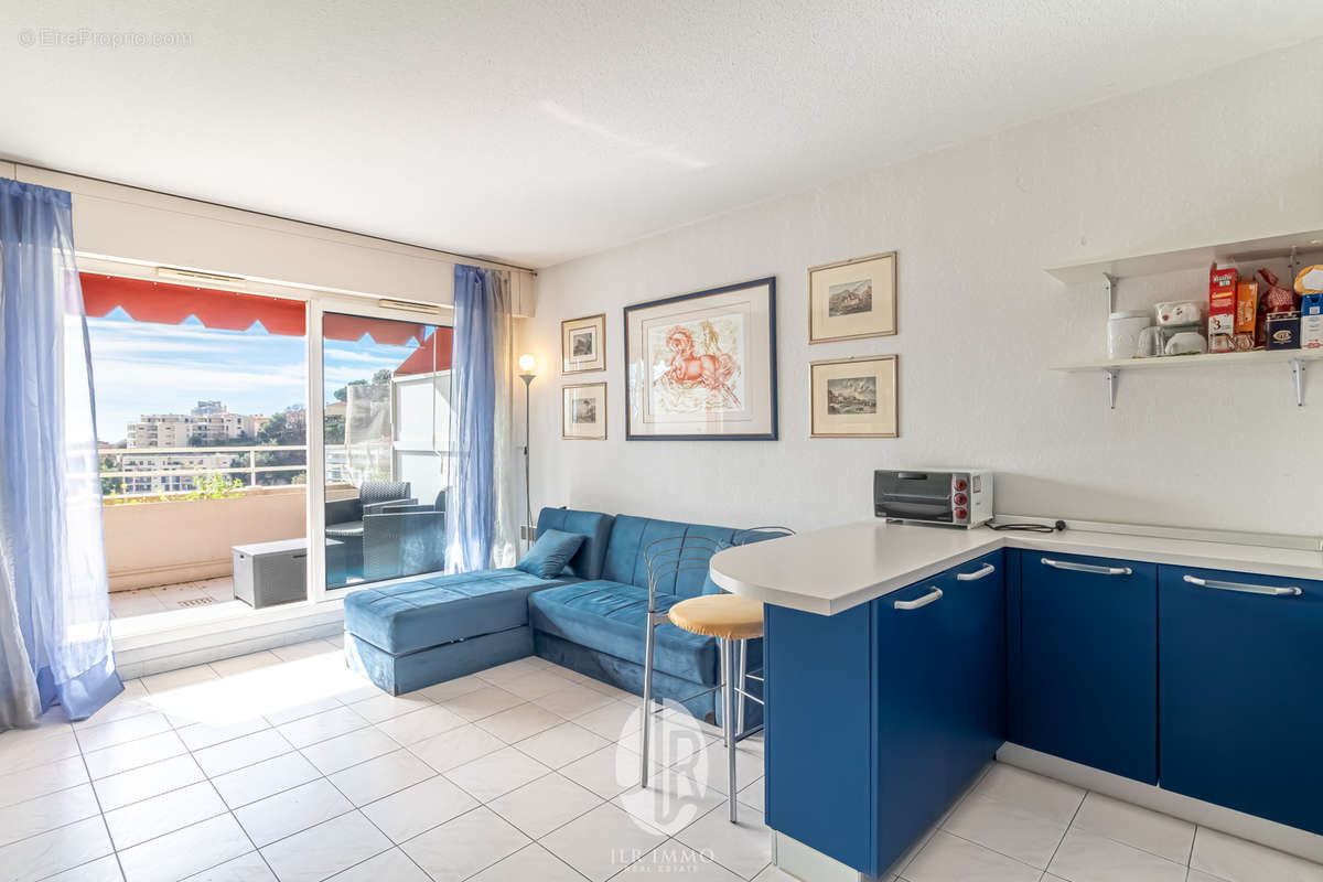 Appartement à BEAUSOLEIL