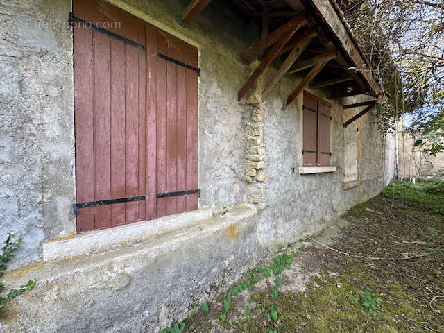 Maison à RUAGES