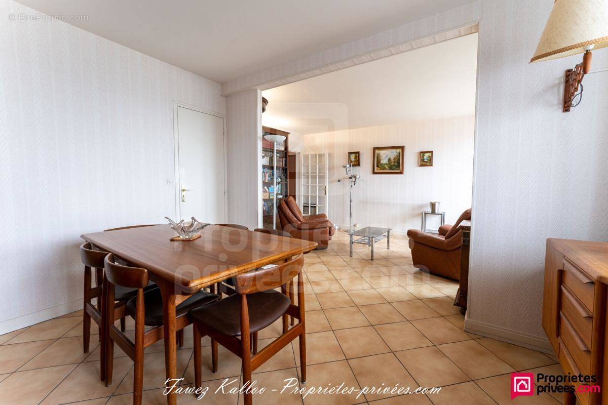 Appartement à RIS-ORANGIS