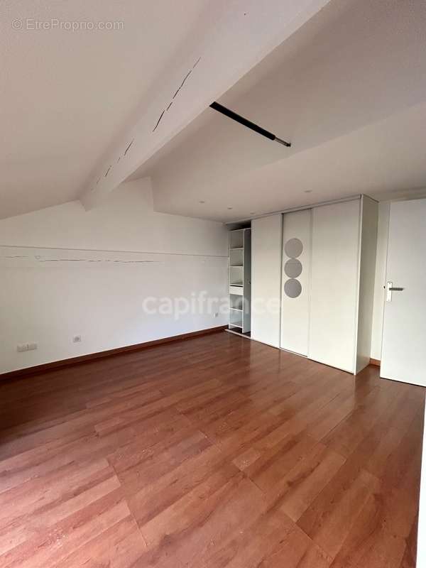 Appartement à CHAMPIGNY-SUR-MARNE