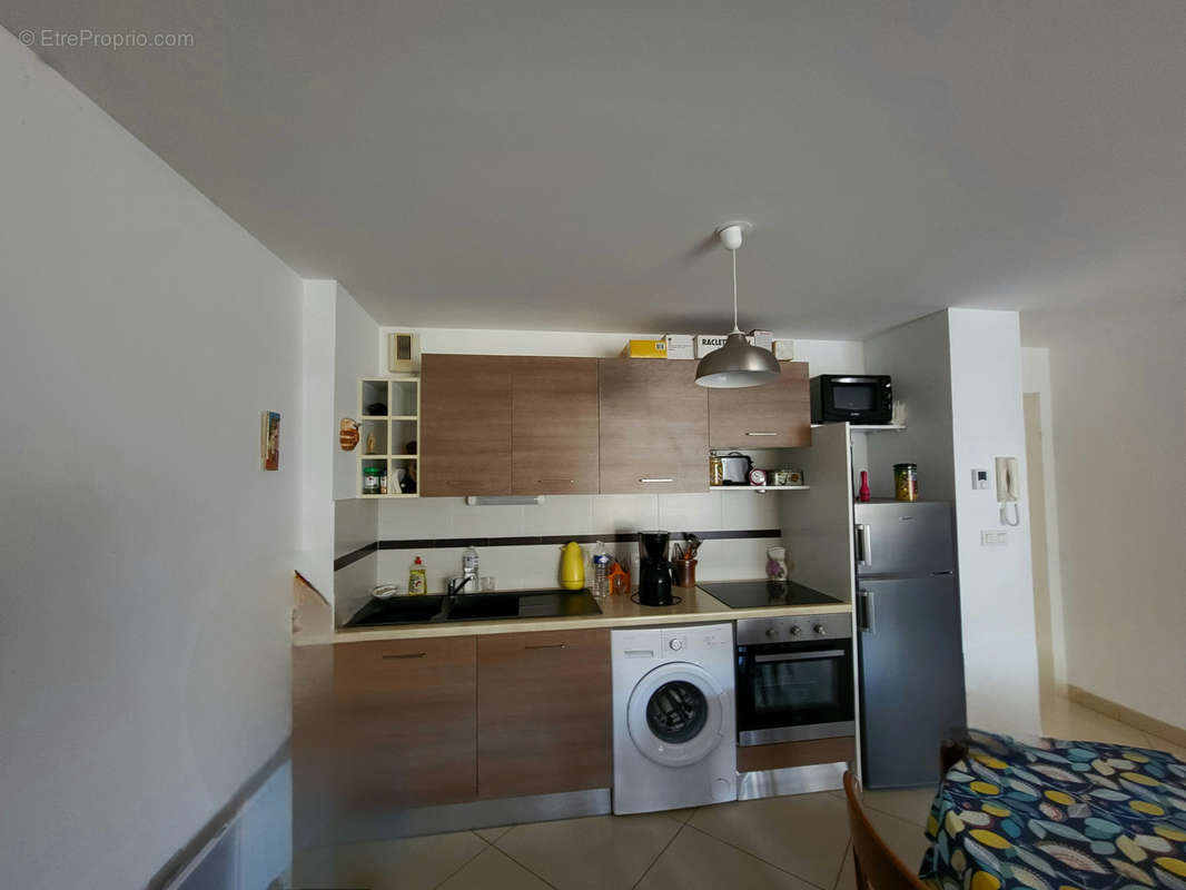 Appartement à LEZIGNAN-CORBIERES