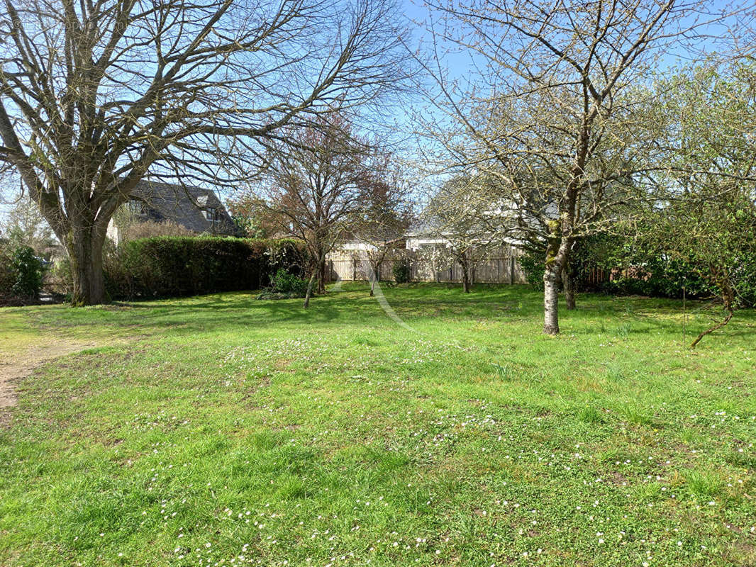 Maison à CHATEAUNEUF-SUR-SARTHE