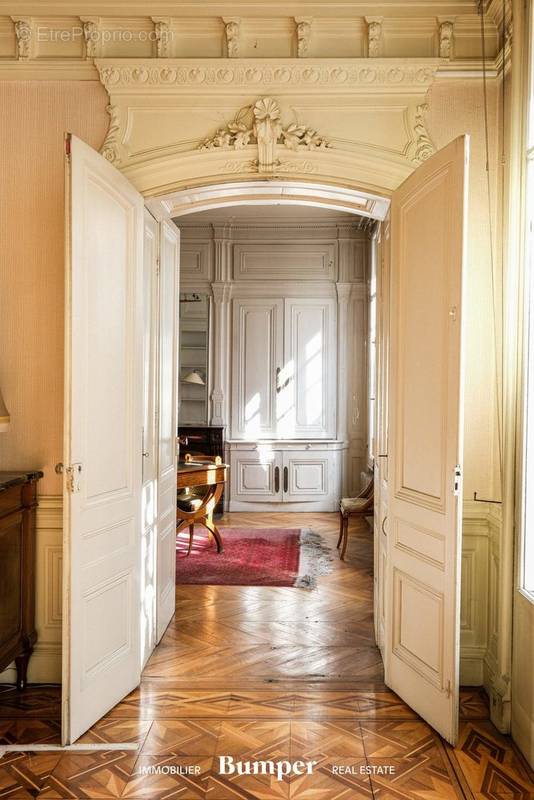 Appartement à LYON-6E