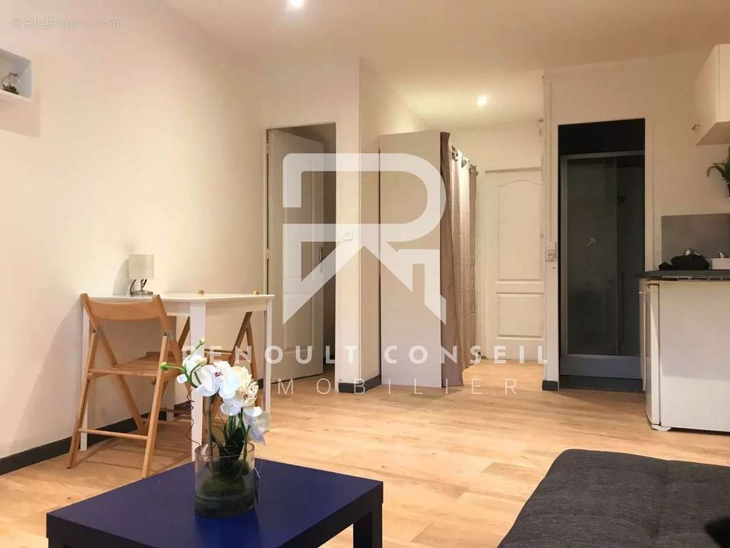 Appartement à SAINT-ETIENNE-DU-ROUVRAY