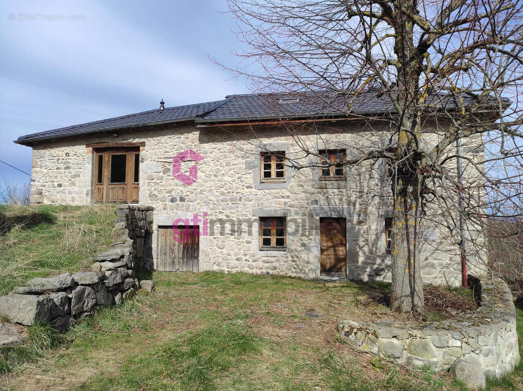 Maison à YSSINGEAUX