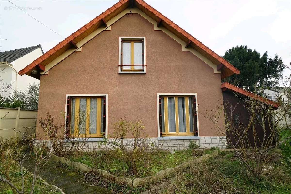 Maison à AULNAY-SOUS-BOIS