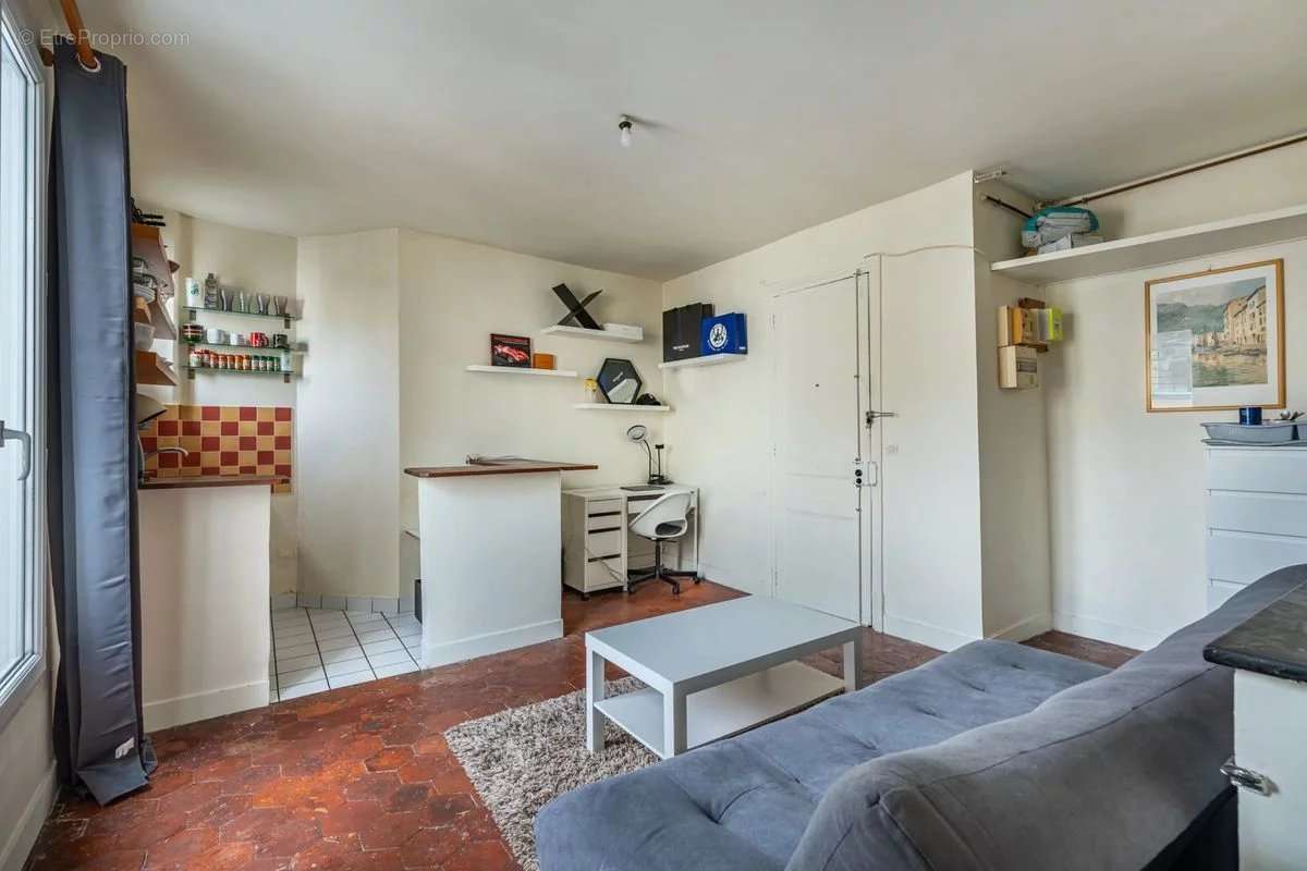 Appartement à PARIS-7E