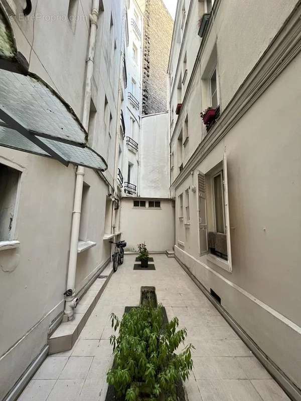 Appartement à PARIS-7E