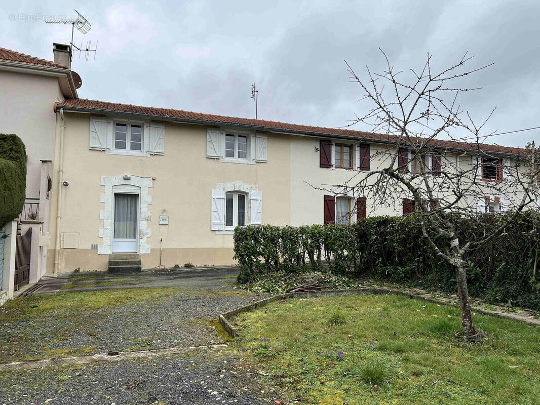 Maison à ROUMAZIERES-LOUBERT