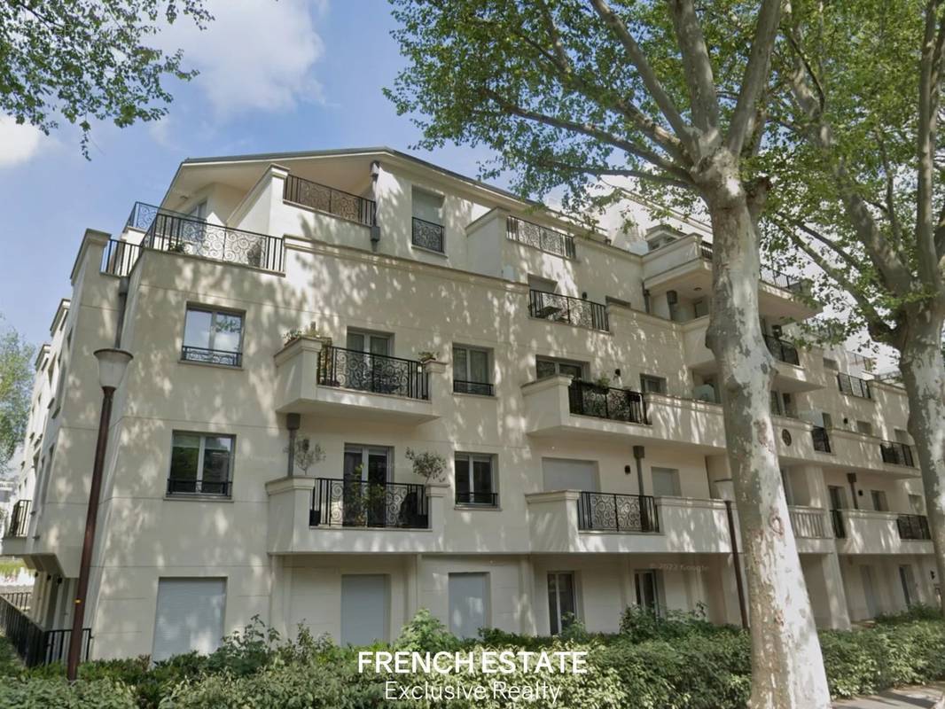 Appartement à NEUILLY-SUR-SEINE