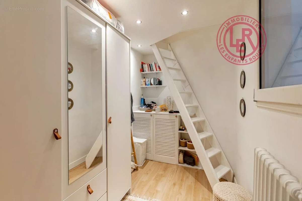 Appartement à PARIS-10E