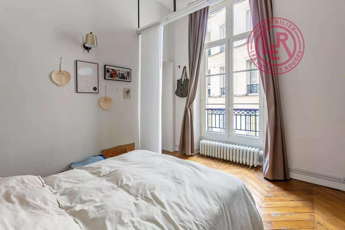 Appartement à PARIS-10E