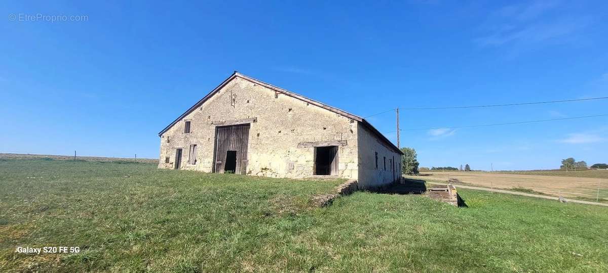 Maison à LEVIGNAC-DE-GUYENNE